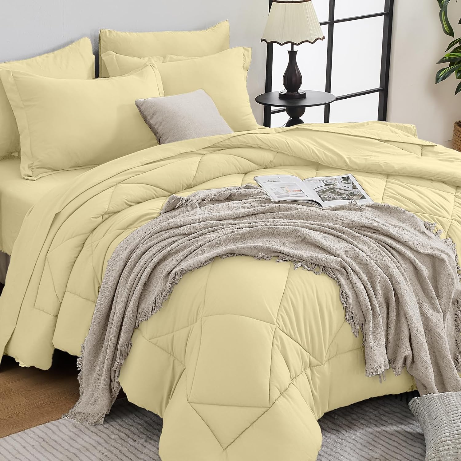 7 Pieces Queen Comforter Set