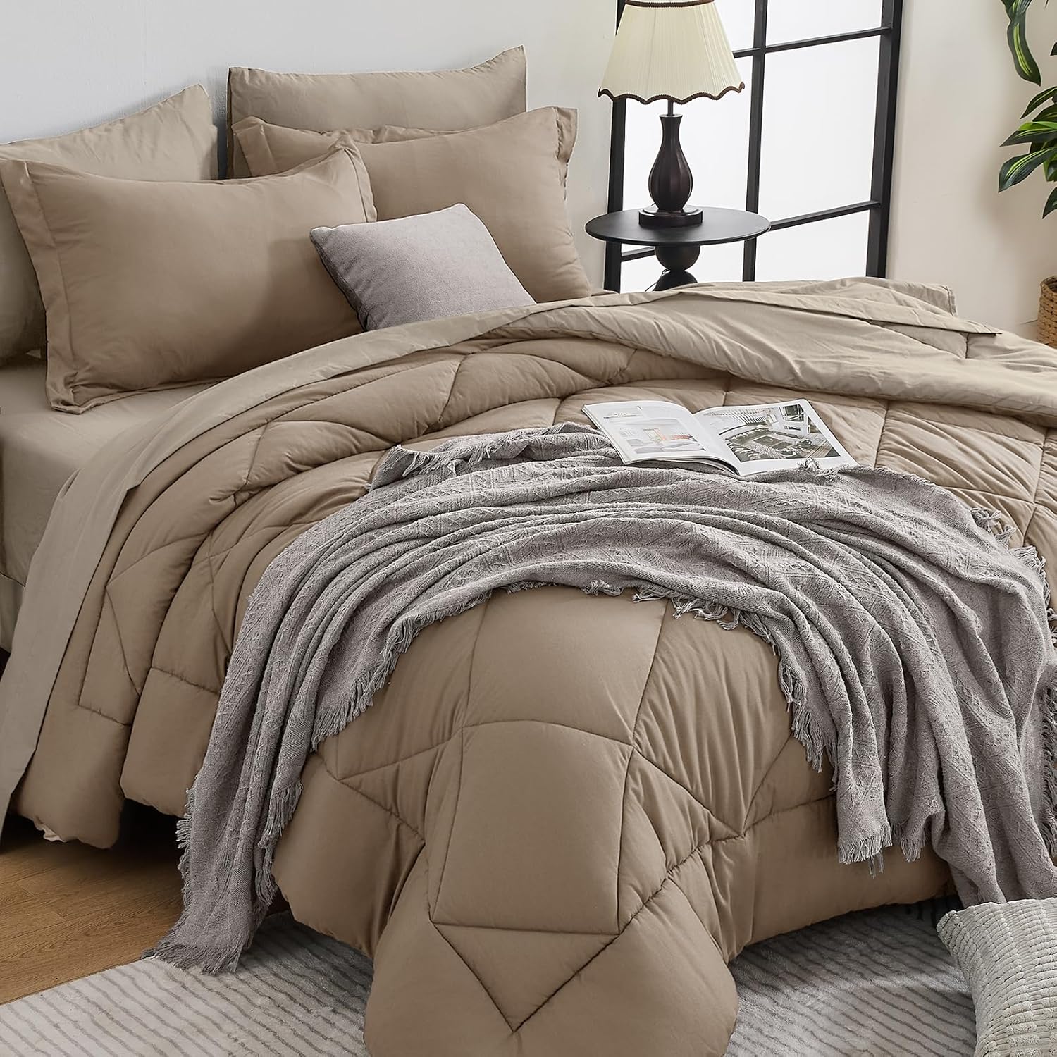 7 Pieces Queen Comforter Set