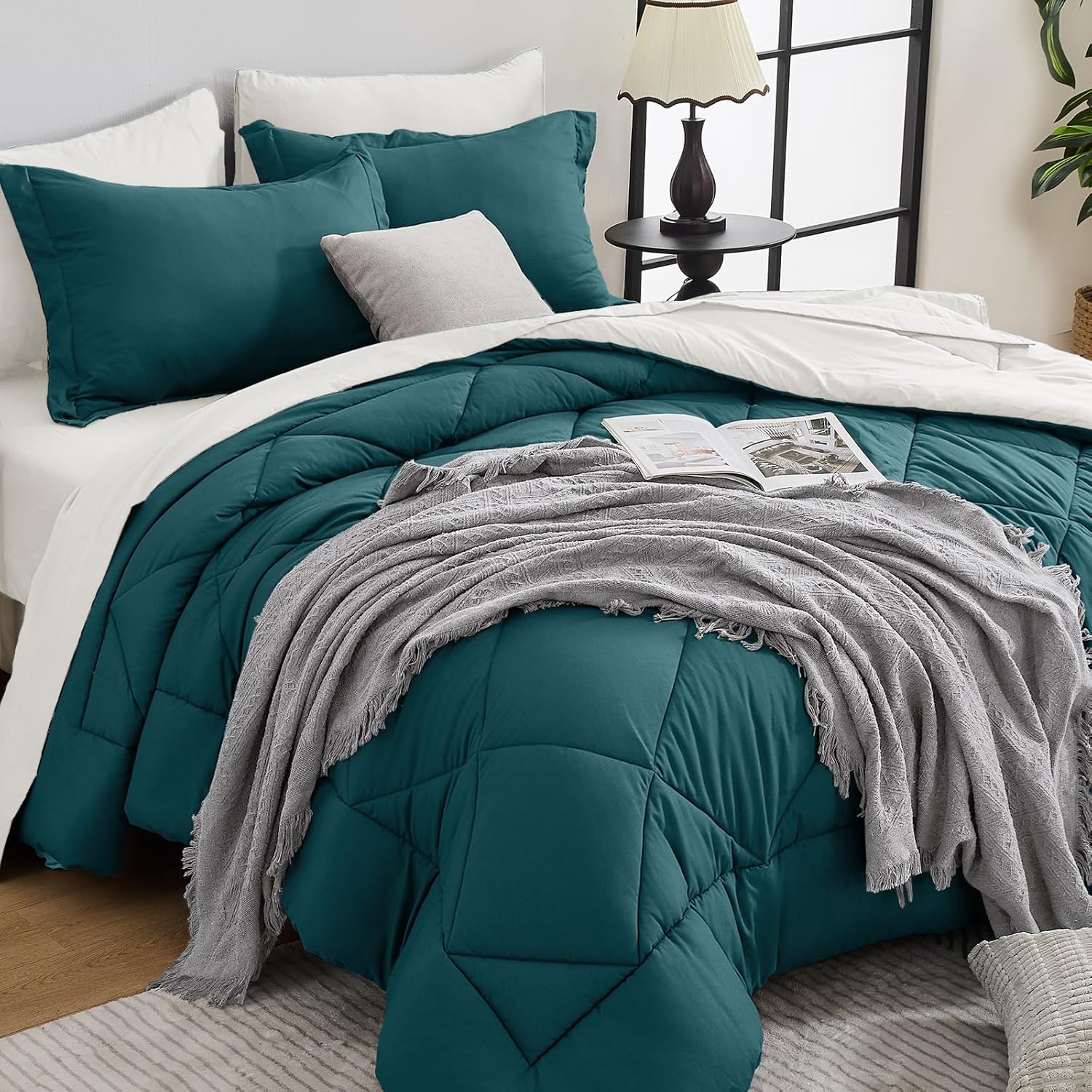 7 Pieces Queen Comforter Set