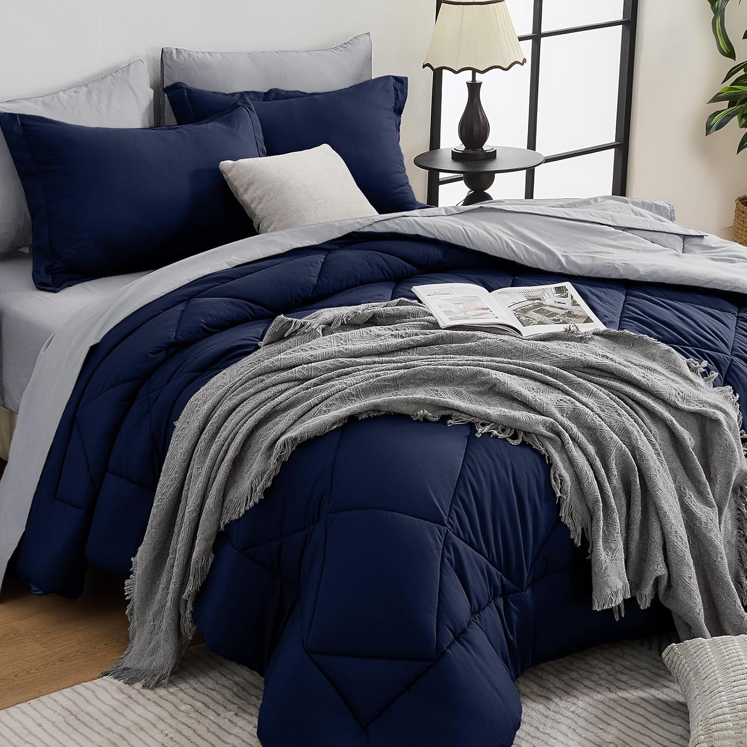 7 Pieces Queen Comforter Set