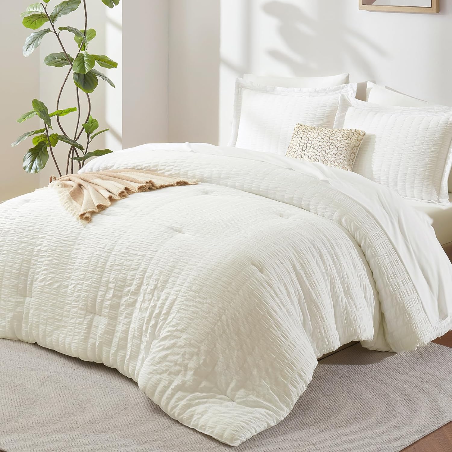 Queen Comforter Set White Seersucker 7 Pieces