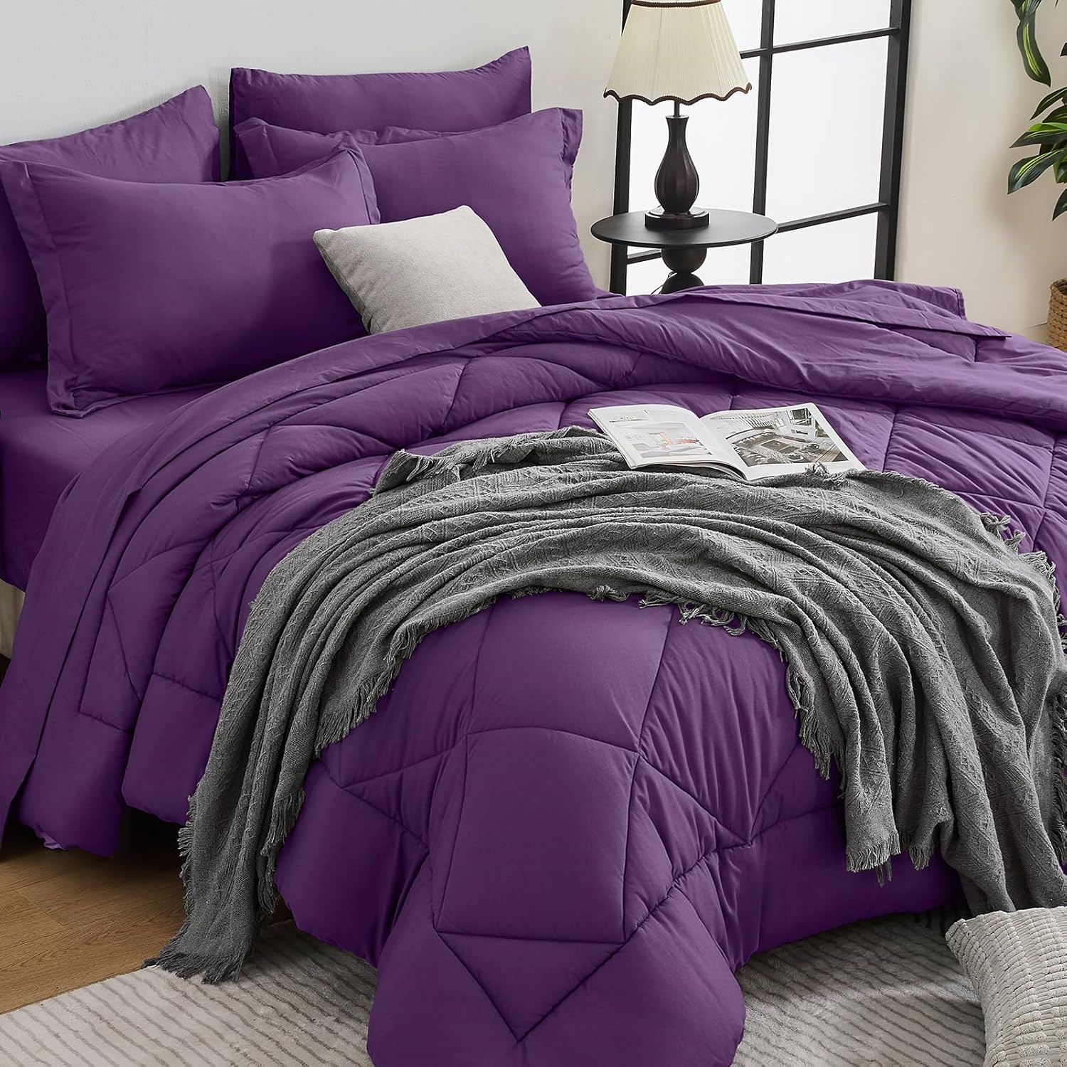 7 Pieces Queen Comforter Set
