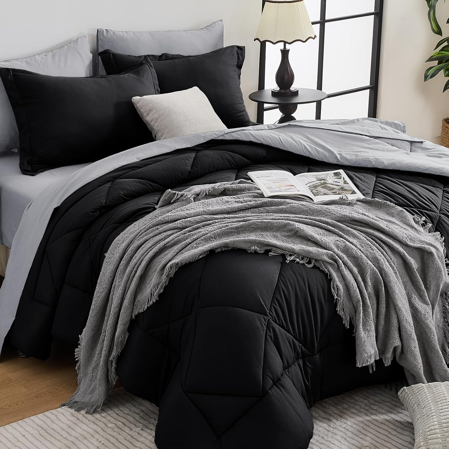 7 Pieces Queen Comforter Set