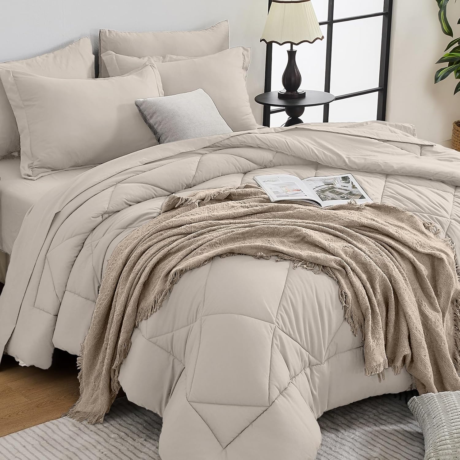 7 Pieces Queen Comforter Set