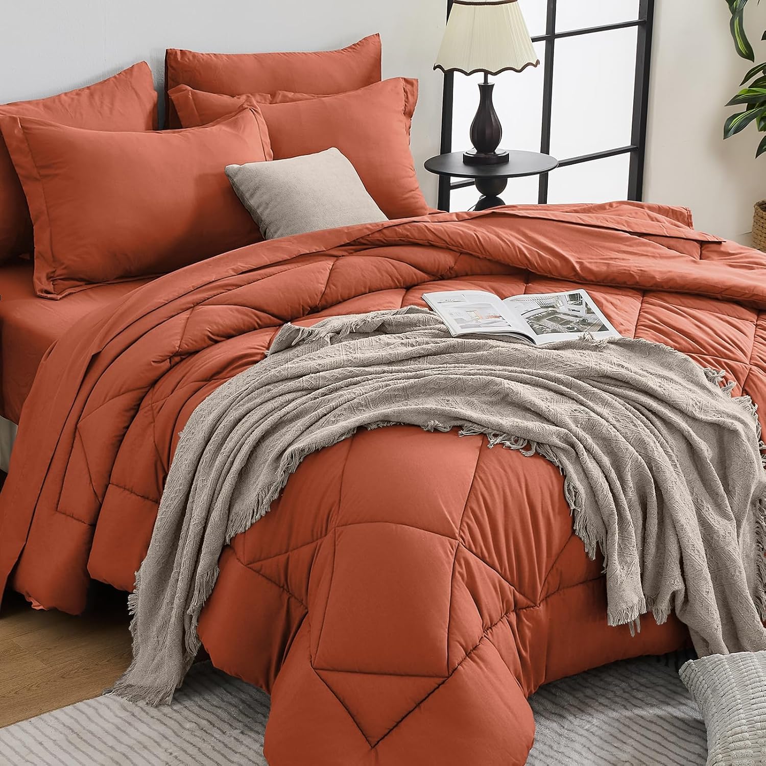 7 Pieces Queen Comforter Set